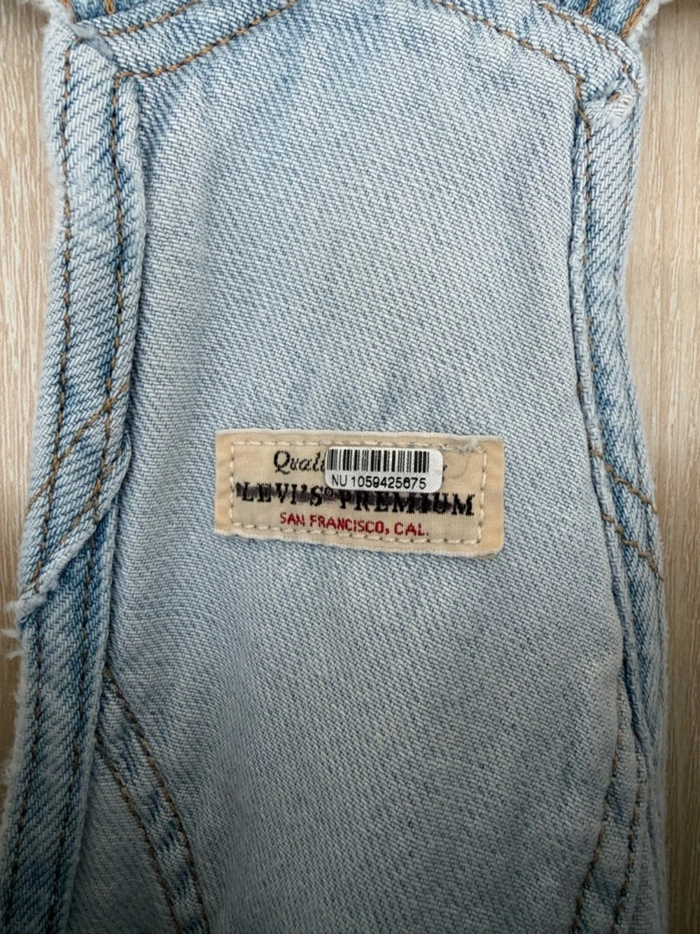 Levi Utility Shortalls - Picture 6 of 8